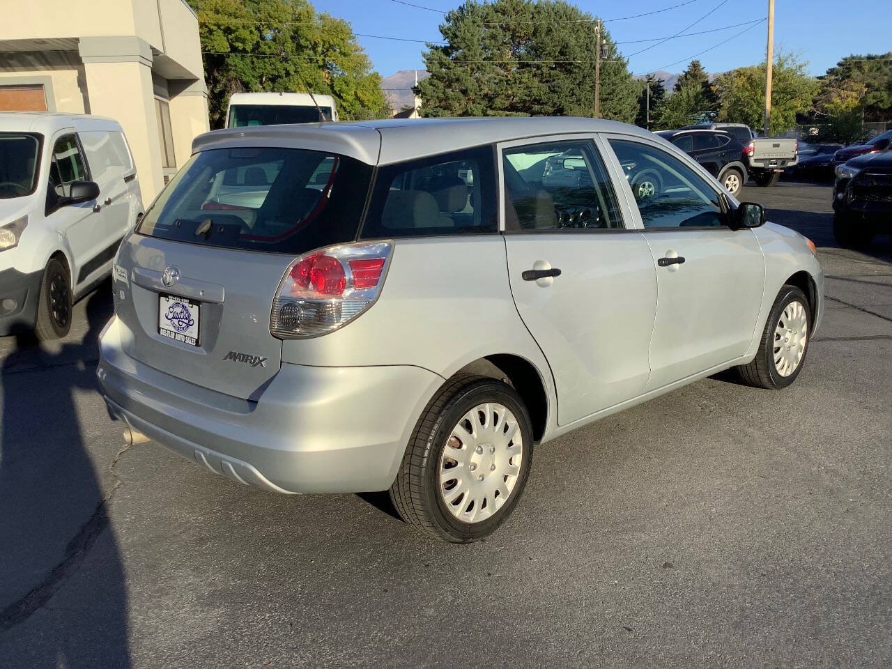 Used 2006 Toyota Matrix FWD image 12