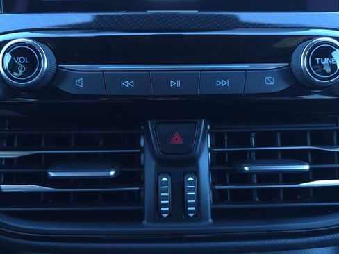 Used 2025 Ford Escape ST-Line image 34