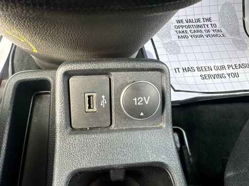 Used 2020 Ford Transit Connect XL image 49