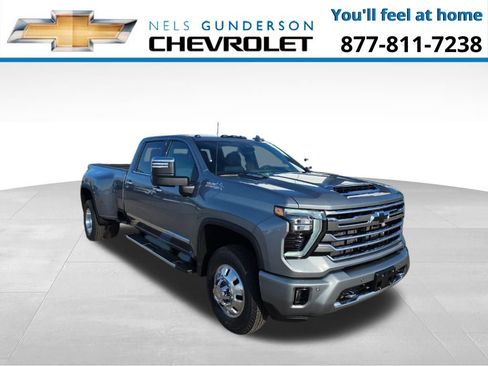 New 2026 Chevrolet Silverado 3500 High Country w/ Technology Package AWD/4WD image 1