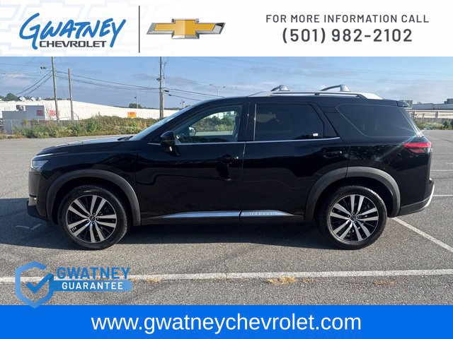 Used 2023 Nissan Pathfinder Platinum w/ Cargo Package AWD/4WD image 8