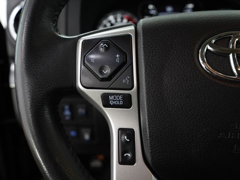 Used 2021 Toyota Tundra Platinum AWD/4WD image 29