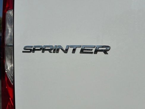 Used 2025 Mercedes-Benz Sprinter 2500 image 12