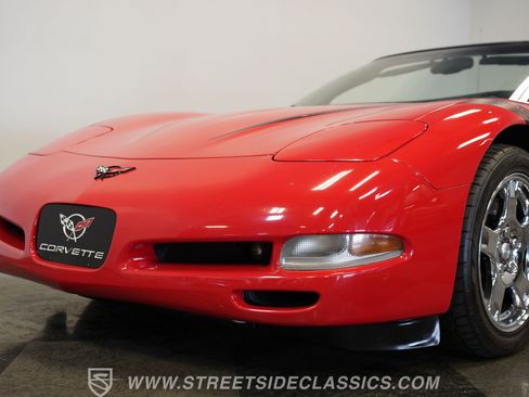 Used 1999 Chevrolet Corvette Convertible w/ Memory Pkg RWD image 22