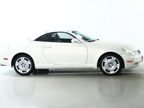 Used 2003 Lexus SC 430 Convertible image 13
