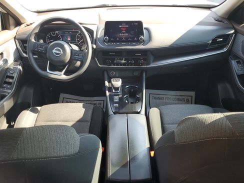 Used 2023 Nissan Rogue SV image 13