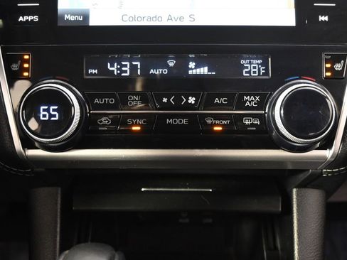 Used 2018 Subaru Outback 2.5i Limited image 31