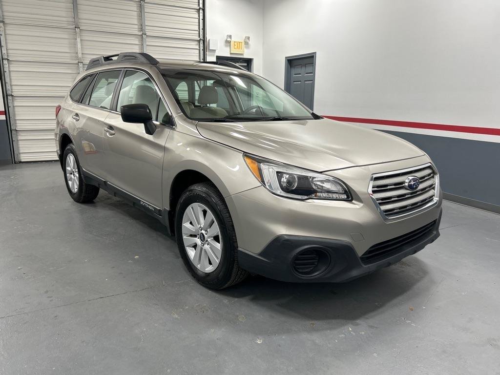 Used 2017 Subaru Outback 2.5i AWD/4WD image 2