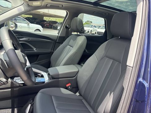 Certified 2025 Audi Q5 Premium w/ Premium Plus AWD/4WD image 11