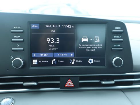 New 2026 Hyundai Elantra Sport FWD image 13