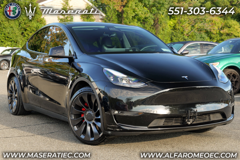 Used 2022 Tesla Model Y Performance AWD/4WD image 1