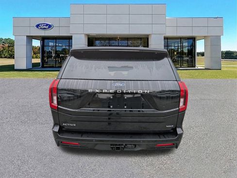 New 2025 Ford Expedition Max Active RWD image 5