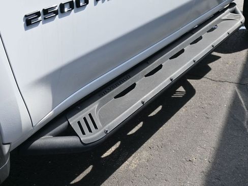 Used 2024 Chevrolet Silverado 2500 ZR2 w/ Technology Package image 14