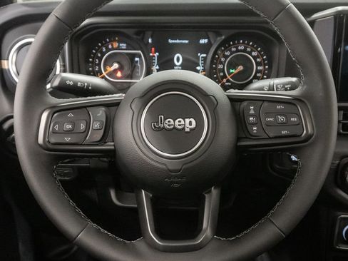 New 2026 Jeep Gladiator Sport image 12