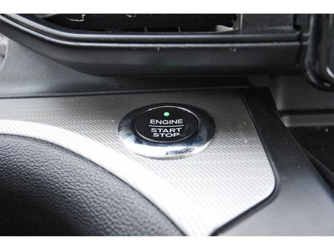 Used 2020 Ford Explorer XLT AWD/4WD image 21