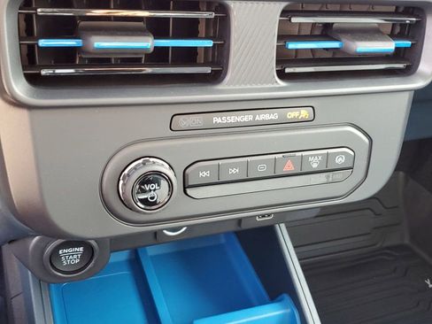 New 2025 Ford Maverick XLT w/ XLT Luxury Package image 24