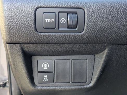 Used 2018 Honda Accord Sport image 12