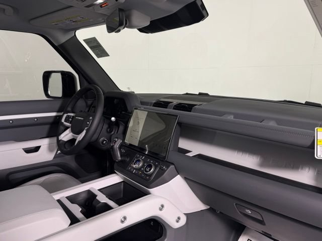 New 2026 Land Rover Defender 110 S AWD/4WD image 22
