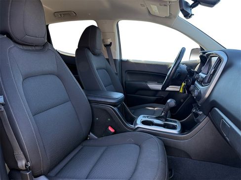 Used 2019 Chevrolet Colorado LT w/ LT Convenience Package image 15