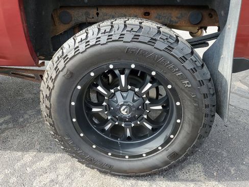 Used 2018 Chevrolet Silverado 1500 LTZ image 26