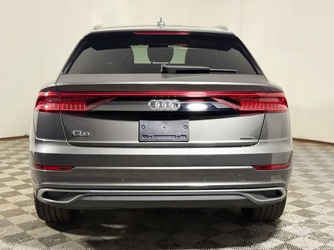 Used 2022 Audi Q8 Prestige AWD/4WD image 5