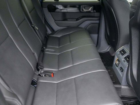 Used 2024 INEOS Grenadier image 27