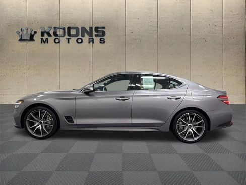 Used 2024 Genesis G70 2.5T image 4