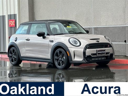 Used 2023 MINI Cooper S w/ Signature Upholstery Package image 1