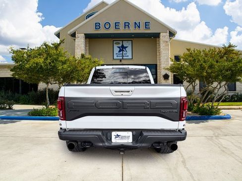 Used 2017 Ford F150 Raptor w/ Equipment Group 802A Luxury image 4