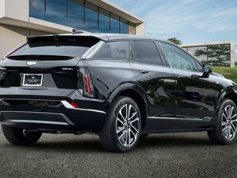 New 2026 Cadillac Optiq Sport 1 AWD/4WD image 4