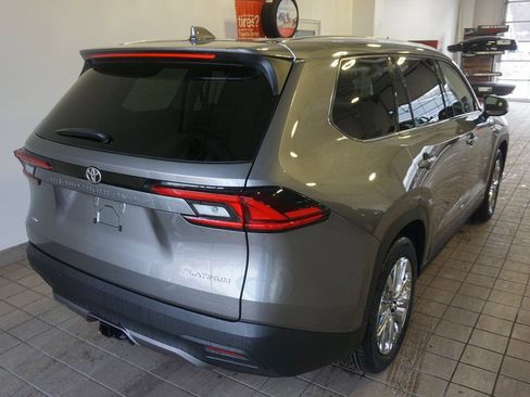 New 2026 Toyota Grand Highlander Platinum image 20
