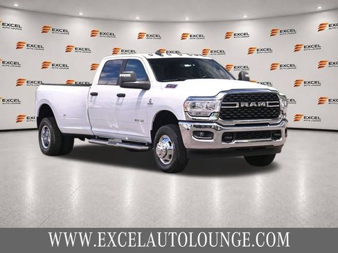 Used 2024 RAM 3500 Big Horn AWD/4WD image 7