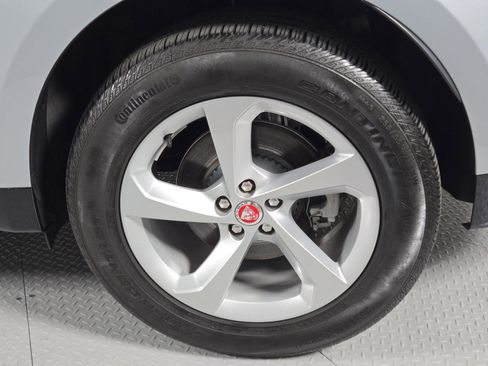 Used 2023 Jaguar F-PACE S image 10