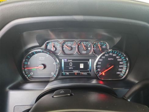 Used 2018 Chevrolet Silverado 2500 High Country w/ Duramax Plus Package image 11