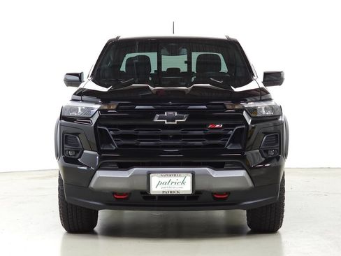 Used 2024 Chevrolet Colorado Z71 w/ Z71 Convenience Package 2 AWD/4WD image 9