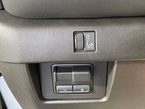 New 2026 Chevrolet Colorado Z71 w/ Technology Package AWD/4WD image 11
