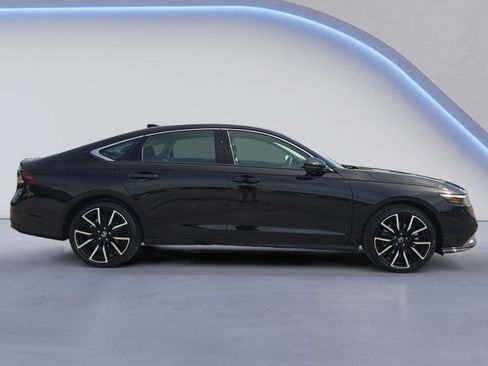 Certified 2024 Honda Accord Touring image 6