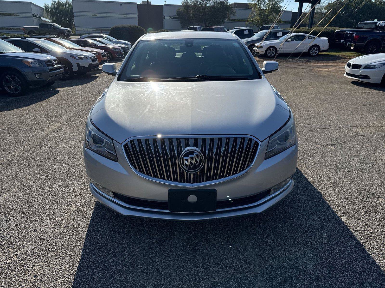 Used 2015 Buick LaCrosse Leather FWD image 19