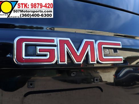Used 2016 GMC Yukon SLT w/ Open Road Package AWD/4WD image 19