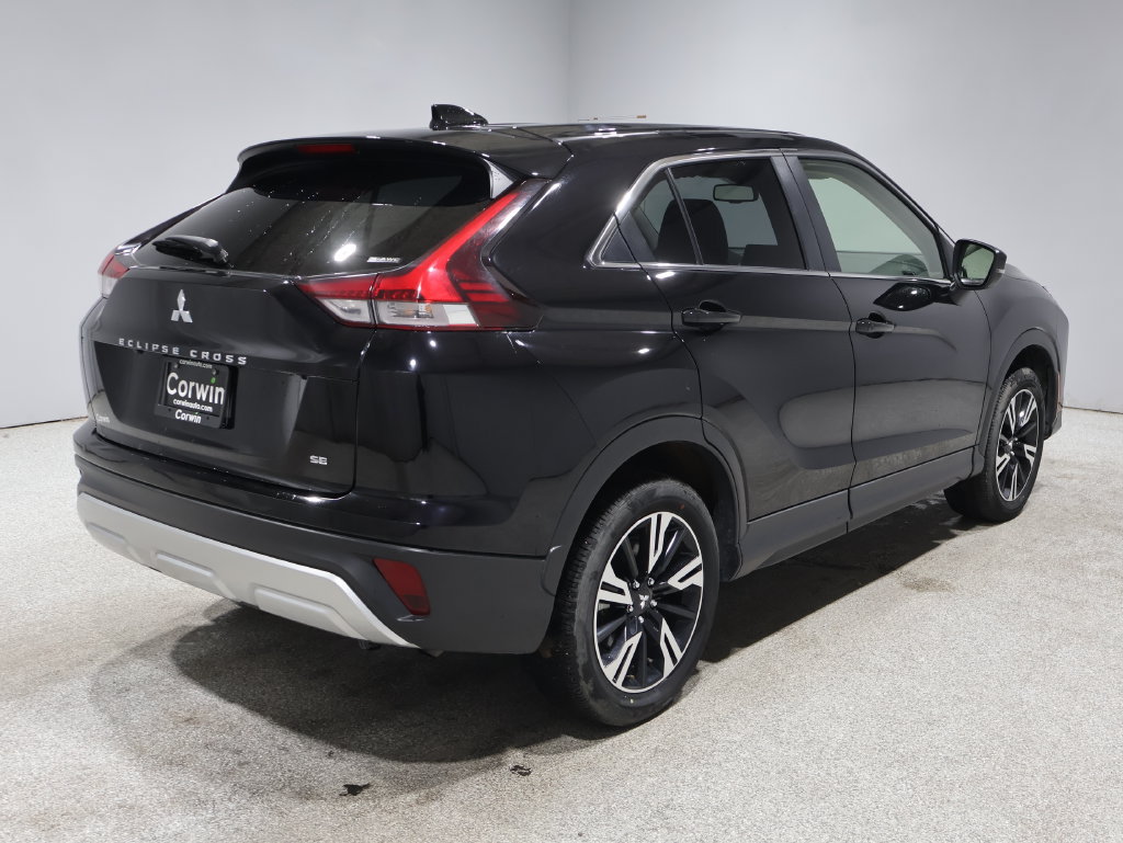 Used 2025 Mitsubishi Eclipse Cross SE AWD/4WD image 2
