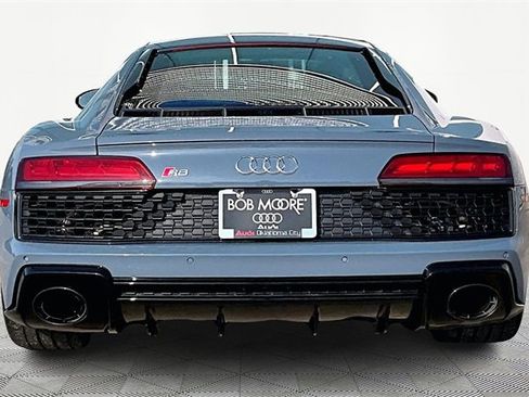 Used 2023 Audi R8 V10 performance image 4