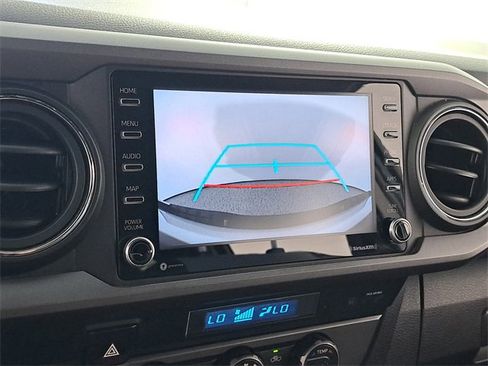 Used 2022 Toyota Tacoma TRD Sport image 29