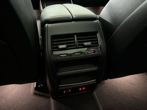 Used 2024 BMW X5 sDrive40i w/ M Sport Package RWD image 32