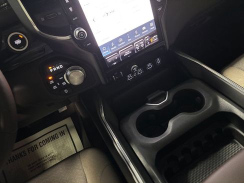 Used 2025 RAM 1500 Laramie AWD/4WD image 38
