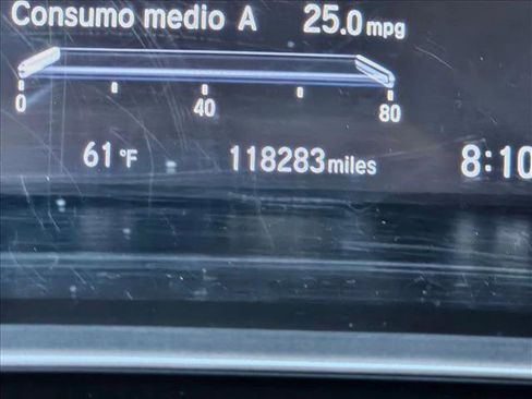 Used 2019 Honda CR-V Touring image 12