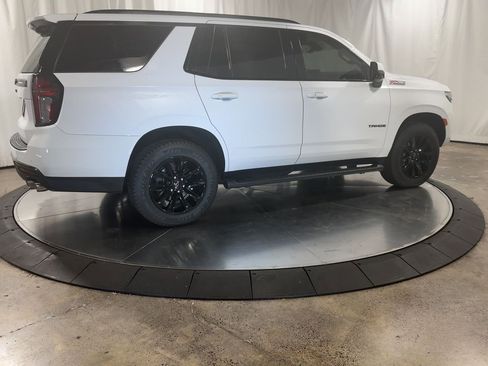 Used 2022 Chevrolet Tahoe Z71 w/ Off-Road Capability Package image 2