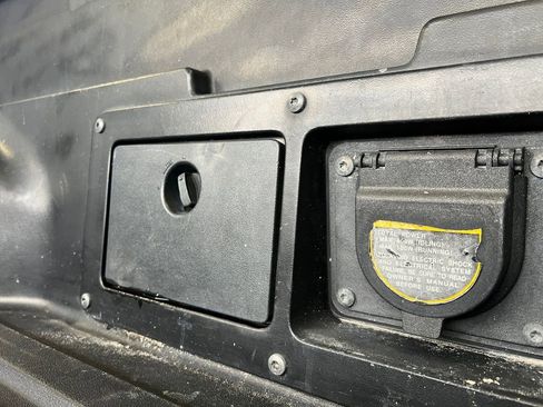 Used 2012 Toyota Tacoma PreRunner w/ TRD Sport Pkg image 6