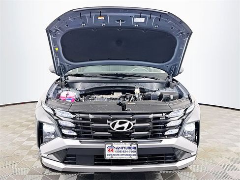 New 2026 Hyundai Tucson SE image 12