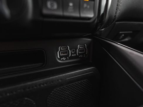 Used 2023 RAM 3500 Limited AWD/4WD image 18