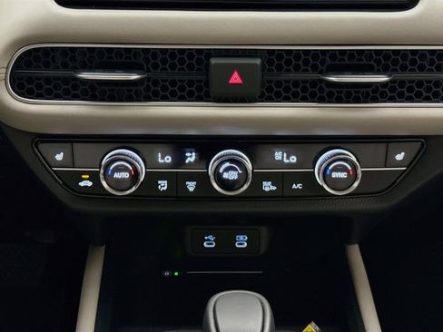 Certified 2026 Honda HR-V EX-L image 17